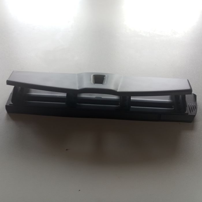 Vendo furador de 4 furos para folhas  papel