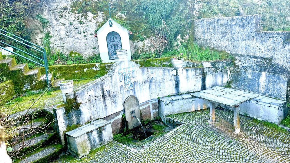 O Seu Oásis na Natureza: Moradia T4+2 Mobiliada na Serra da Estrela