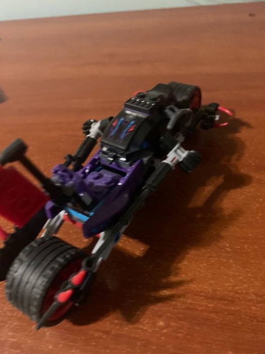 Продам іграшку  лего  мотоцикл.