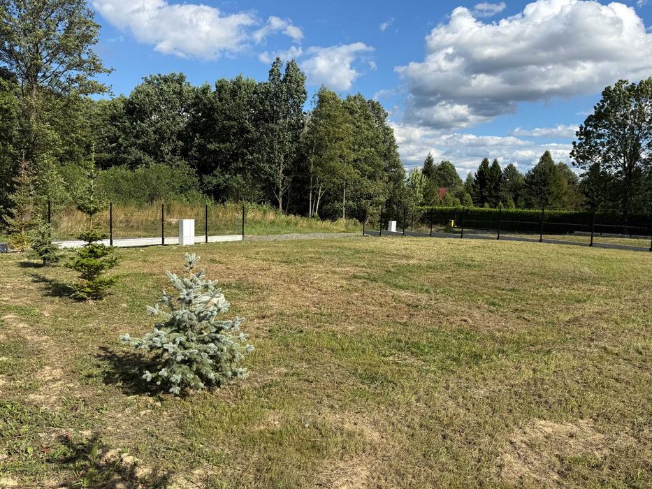 Działka budowlana w Mesznej – 750 m², ogrodzona, spokojna okolica przy lesie