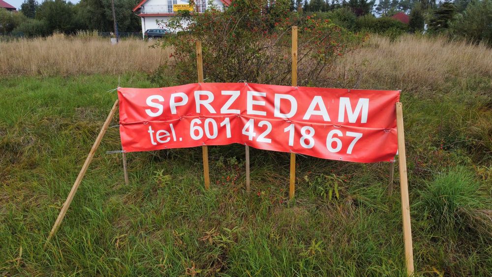 Działka nad morzem Gąski przy wejściu na plażę
