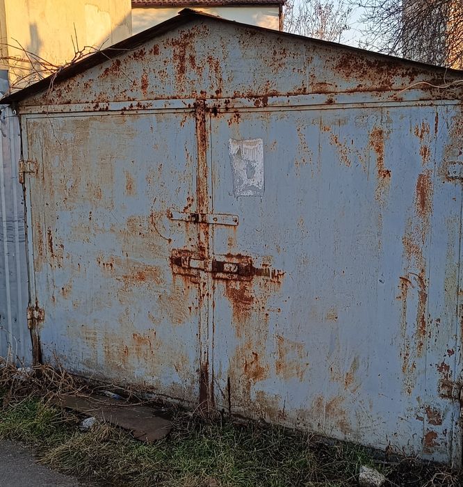 Продам металлический гараж
