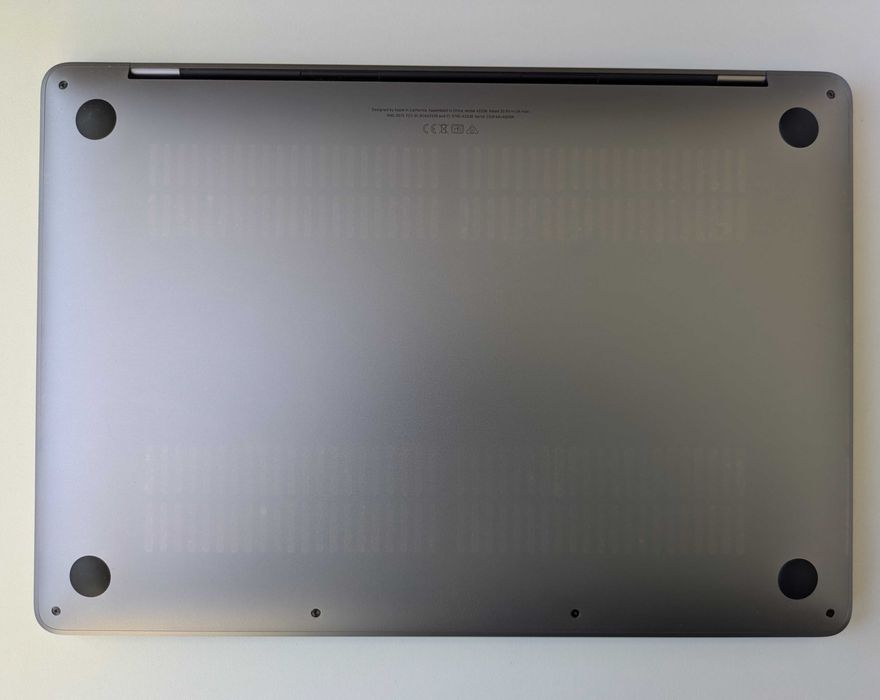 Apple MacBook Pro 13,3 1 ТБ M1 Space Grey 2020