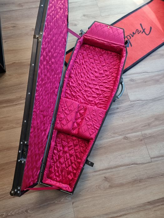 Warlock Casket Coffin Case trumna pokrowiec etui futerał