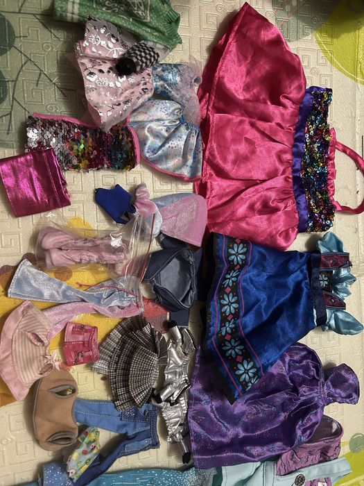 Куколки,бутилочки,одяг