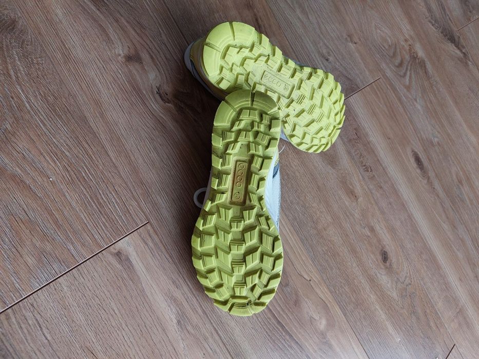 Buty dziecięce ecco r.34 skórzane, trekingowe,oddychajace