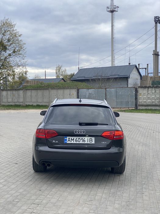 Продам Audi a4 2009