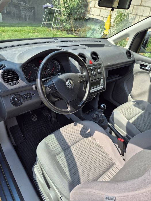 Volkswagen Caddy do przewozu osób niepełnosprawnych
