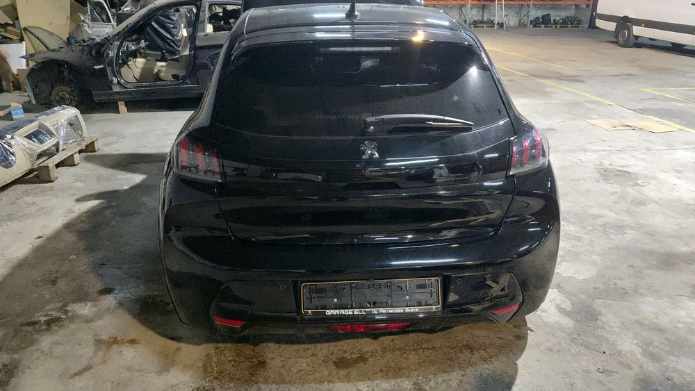 Peugeot e208 para peças
