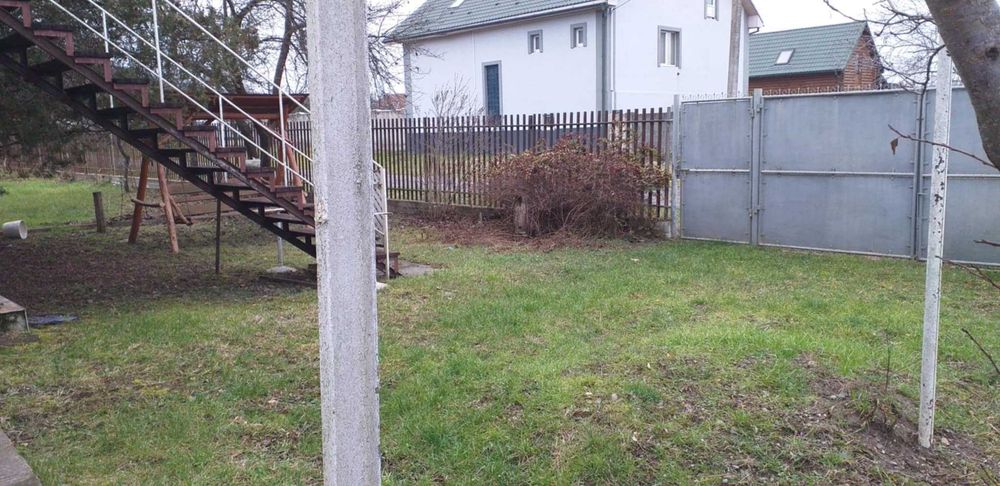 2 поверховий будинок 194 кв.м з ремонтом у с. Кідьош 6 км до Берегова!