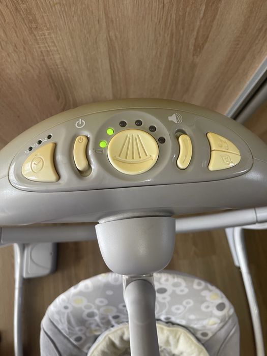 Гойдалка Bright Starts