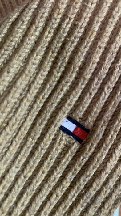 Tommy Hilfiger szal długi