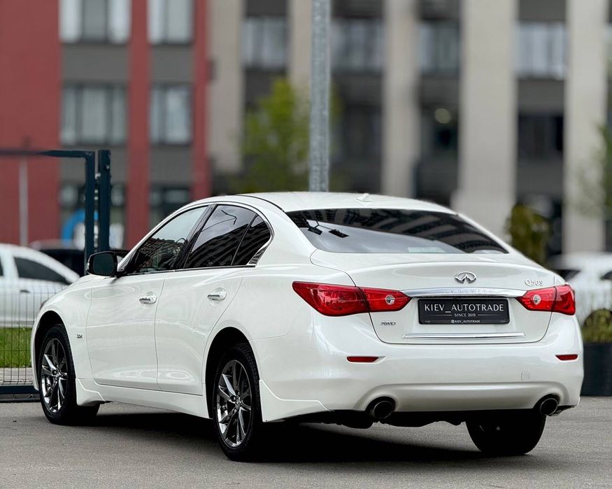 Infiniti Q50 AWD