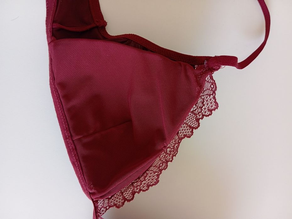 Stanik burgundowy z koronką 75B