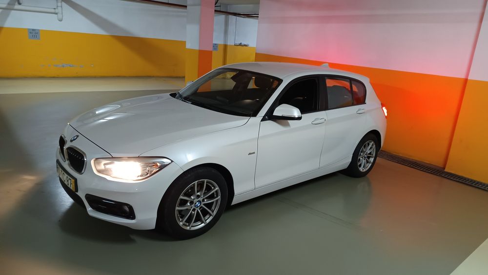 BMW 116 d Sport gasóleo.