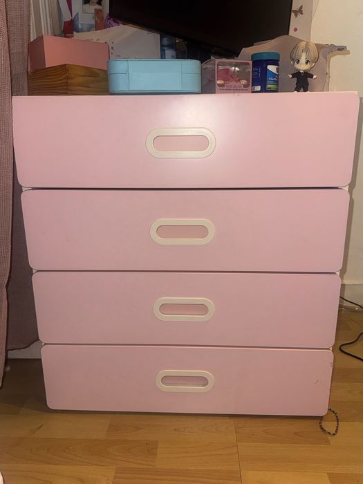 Conjunto mobília menina - IKEA