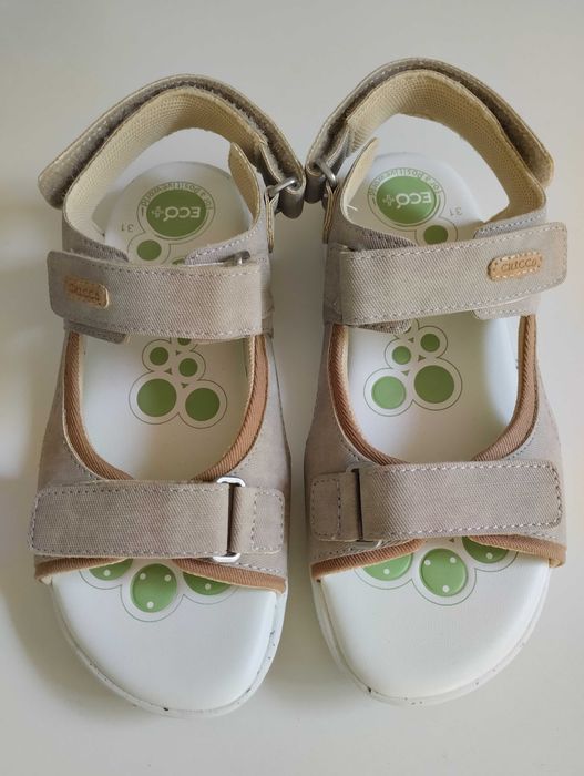 Sandálias Chicco 31