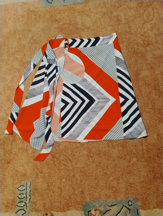 Spódnica kopertowa Bialcon