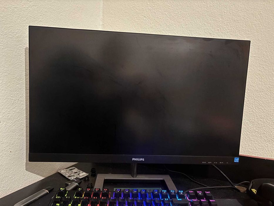 PC gaming com monitor de 144hz