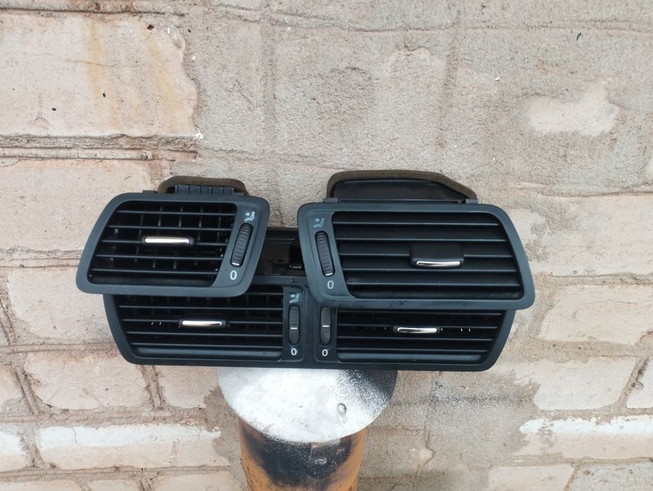 Воздуханы в торпеду Passat B6