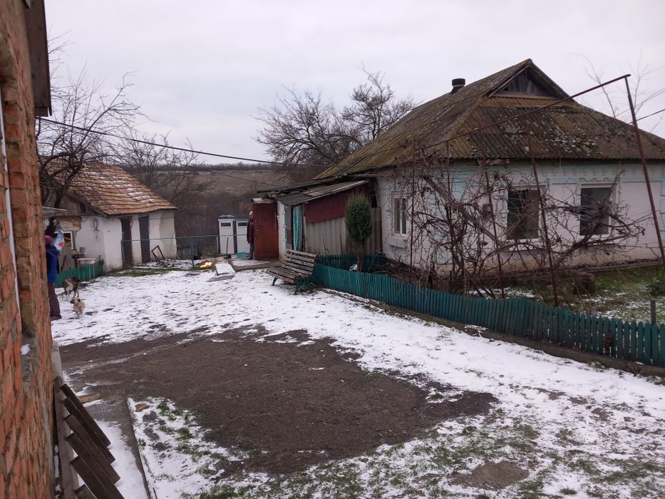 Продається  затишний  будинок