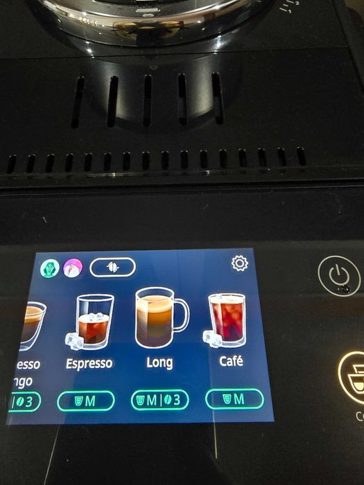 Máquina de café delonghi rivelia