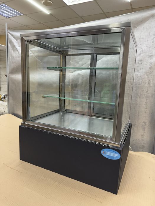 Холодильна вітрина KUM Kolibri 600