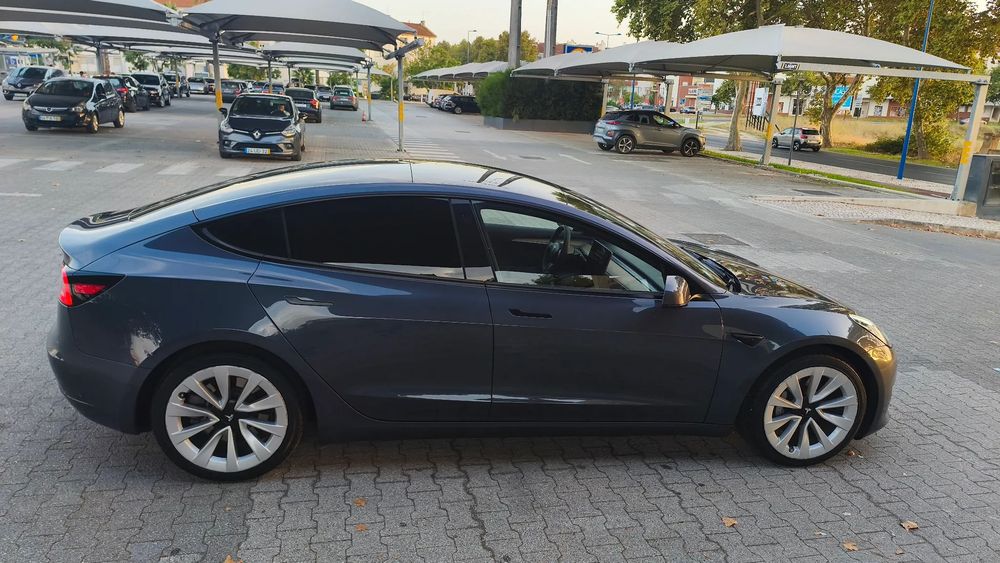 Tesla Model 3 Long Range AWD Dual Motor