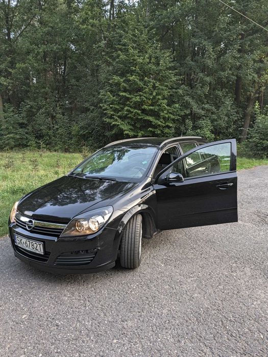 Opel Astra H KOMBI 2005, 1,7 cdti 100 KM, klimatyzacja, hak, opłacona do kwietnia