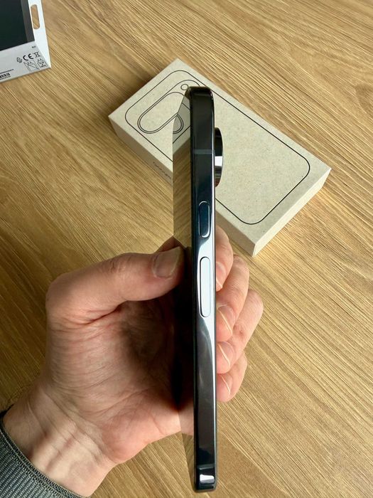 Мобільний телефон Google Pixel 10 Pro 16/256GB Obsidian (GA09900-GB)