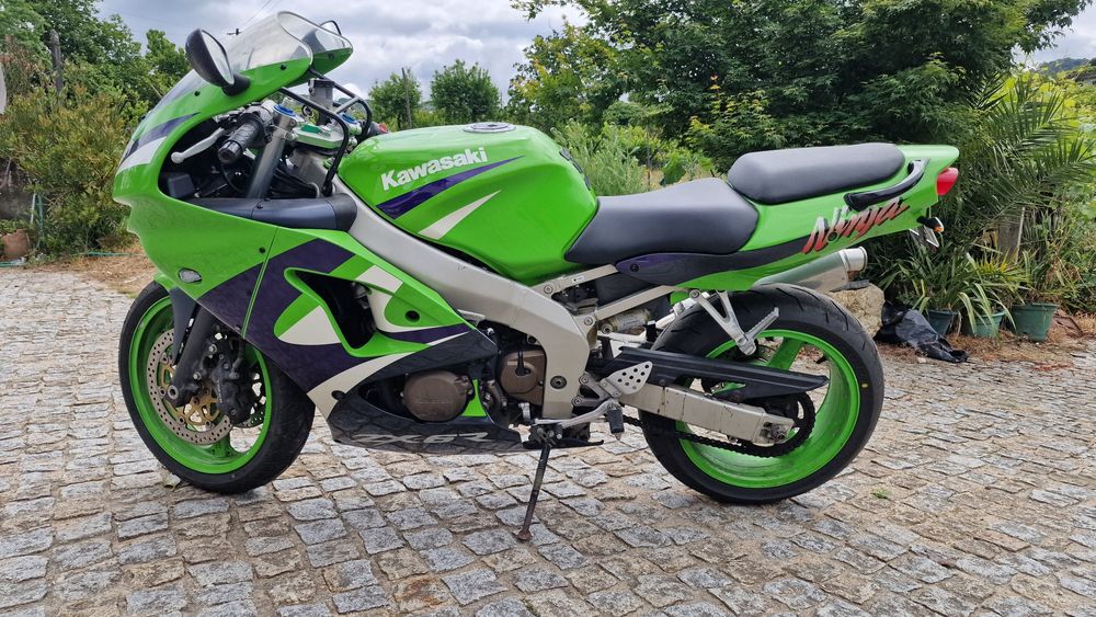 Kawasaki Ninja   ZX6R