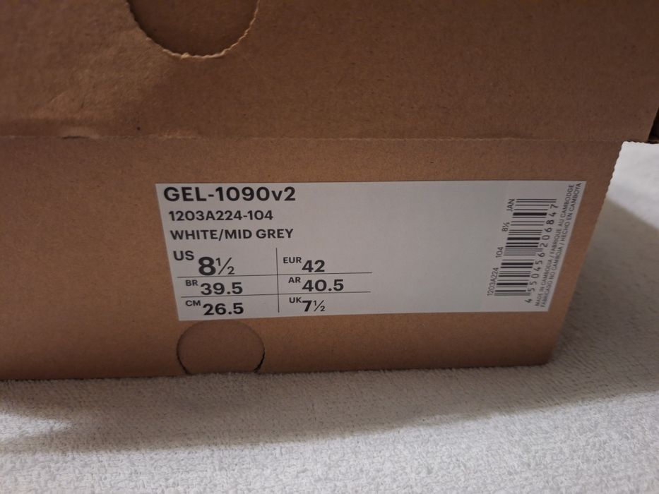 Sapatilhas Asics 42