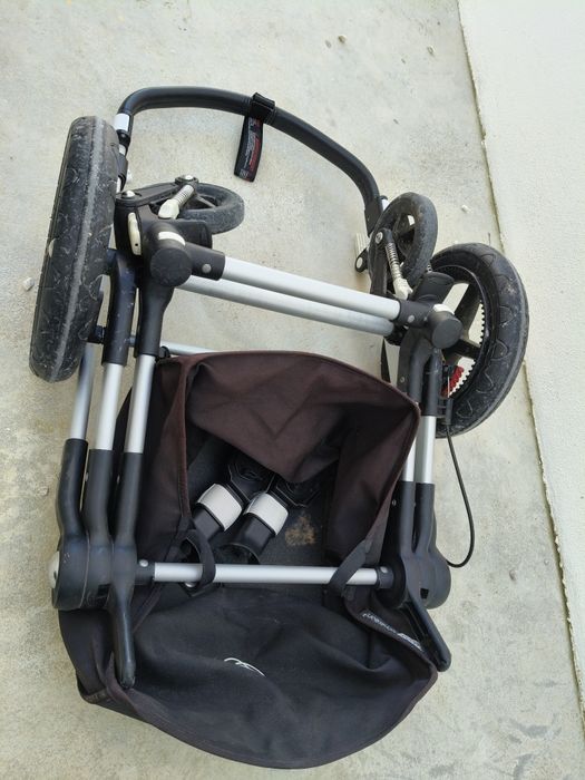 Carrinho bebé Bugaboo + Ovo peeble plus