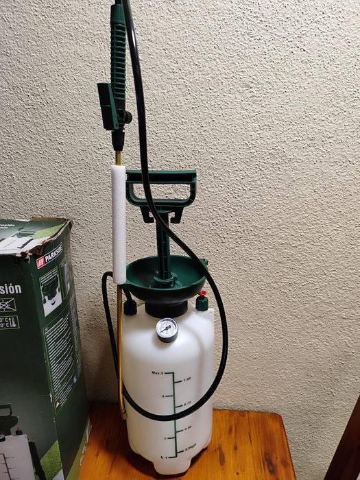 Pulverizador bomba de pressão com manómetro