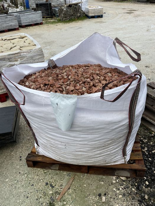 Pedra Brita rosa decorativa vermelha