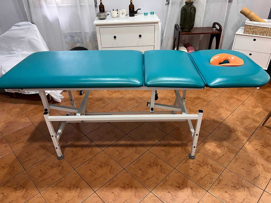 Pancerny stół do masażu / rehabilitacji na korbkę – stacjonarny, stabilny