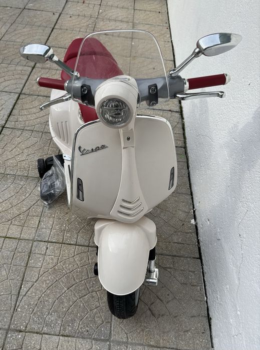 Mota Vespa Criança