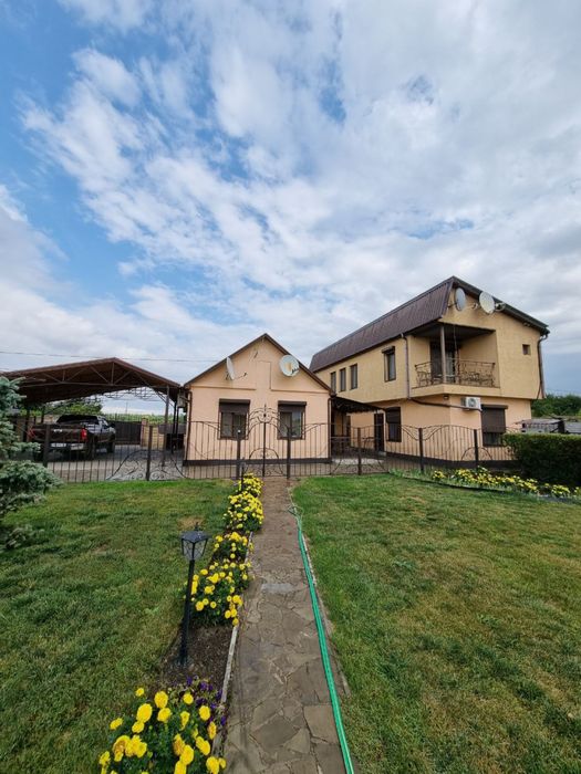 Продам дом в Чумаках пригодо Днепра левый берег