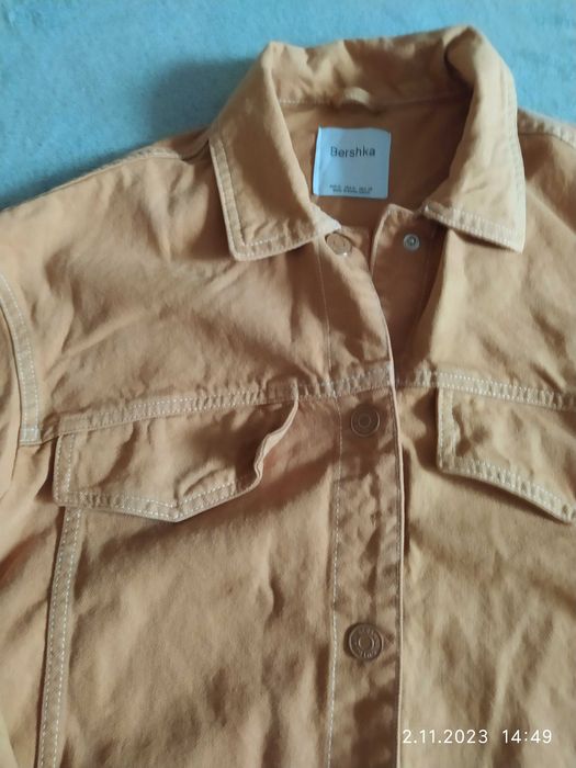 Kurtka jeansowa jeans BERSHKA rozmiar M