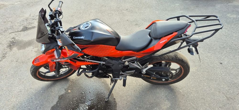 Продам мотоцикл Kawasaki z-250