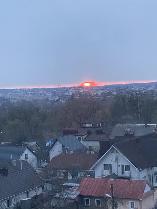 2к  центр ЖК Яровиця подобово від 1500, погодинно, документи 2-3 група