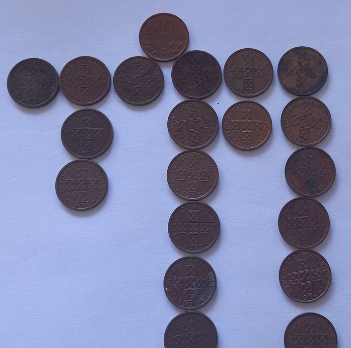 Moedas antigas (escudos e centavos)