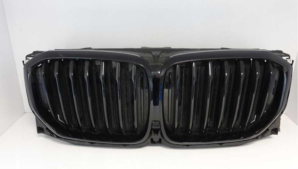Решітка бампера на BMW X5 G05 2018-2022