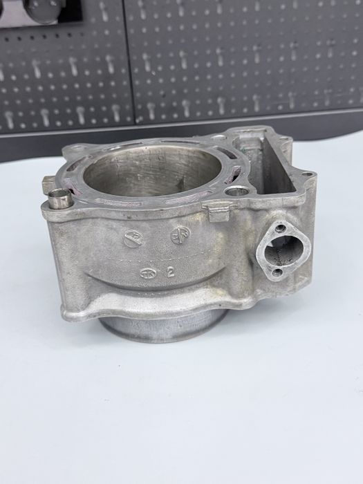 Cylinder Quad POLARIS OUTLAW / PREDATOR 500  Silnik