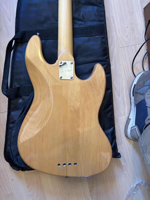 Gitara basowa Sire Marcus Miller V5