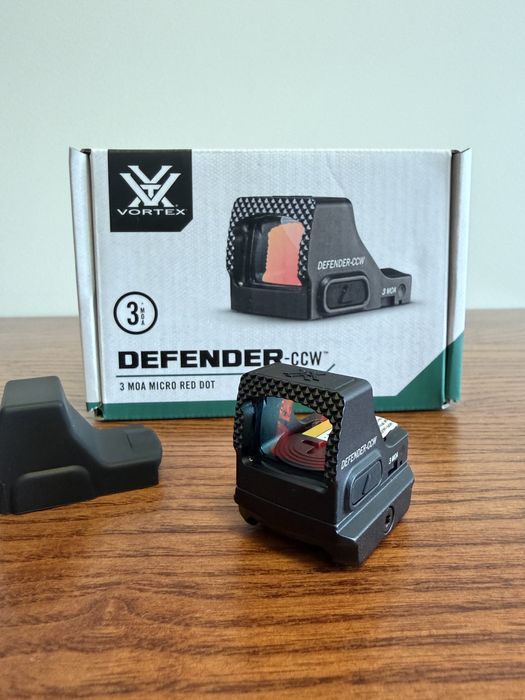 Приціл коліматорний Vortex Defender-CCW 3 MOA Red Dot