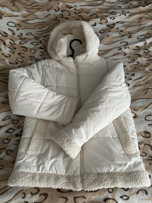 Жіноча зимова куртка