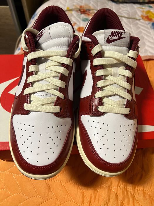 Ténis bordeaux Nike