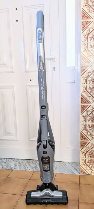 Aspirador Vertical ROWENTA Dual Force RH6756WO (21.6 V - Autonomia: 45 min - 600 ml)