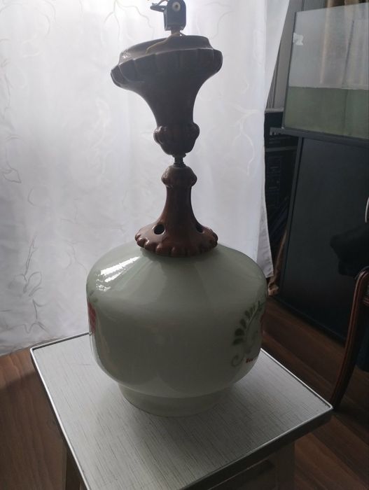 Продам светильник на одну лампу